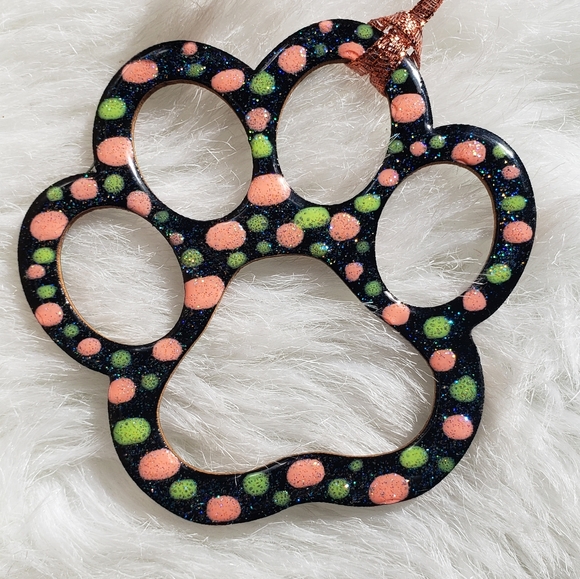 Handmade Paw Print Decor Accessory - Picture 4 of 10
